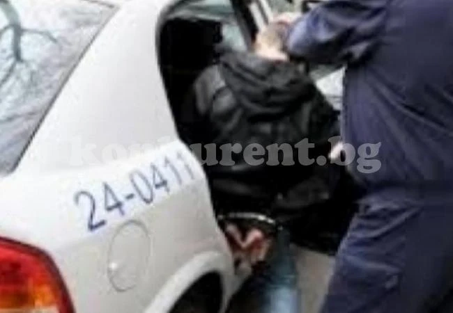 Хлапаци пребиха и обраха дядо