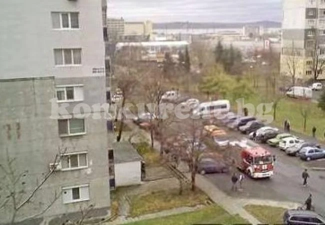 Намериха мъртви син и майка в дома им