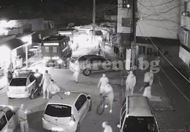 Циганите в Ботевград искат свои хора в местната полиция