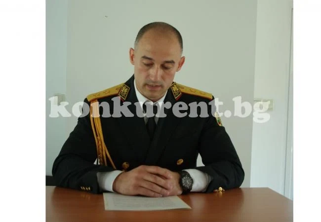 Наградиха шефа на полицията във Враца с почетен знак