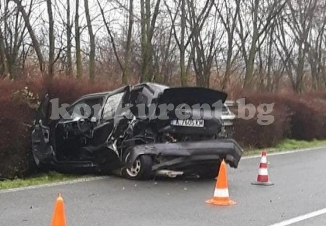 Жена попадна в болница след катастрофа