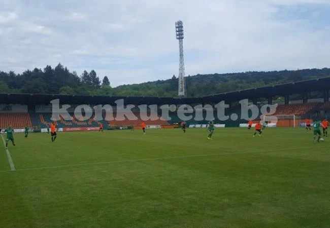 Ботев /Вр/ и Литекс направиха ялово реми