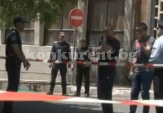 Охранител намушка колега в Костинброд, за да прикрие планирана кражба
