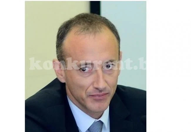 Вълчев: Децата не посещават училище, защото заминават в чужбина или заради липса на отношение