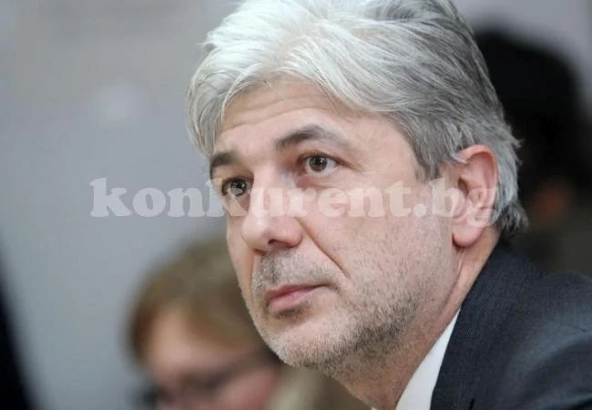 Министър Димов за екотаксите за коли: Лобирам в полза на околната среда