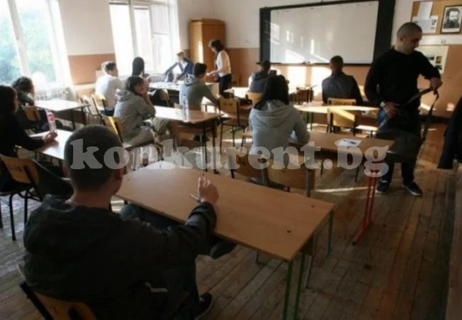 Важна новина за всички родители, ето как ще се разпределят ваканциите следващата година