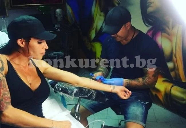 Черната Златка в екшън с пиян охранител