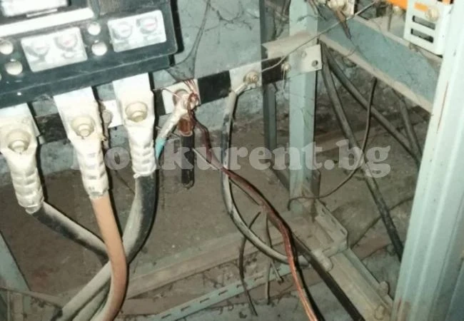 Над 1200 души в Монтана на тъмно заради...