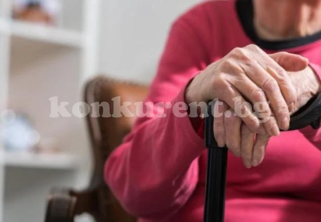 Крадли влязоха в дома на 100-годишна баба, но не очакваха какво ще им се случи