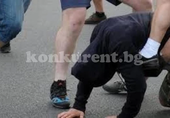 Мъж и две хлапета от Бяла Слатина набиха гостенин от Долни Дъбник в кръчма