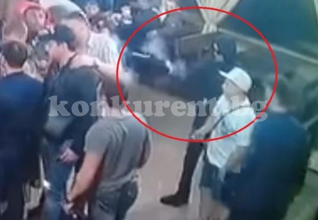 Брутално ВИДЕО (18+): Мафиот излезе от затвора, застреляха го, докато празнуваше