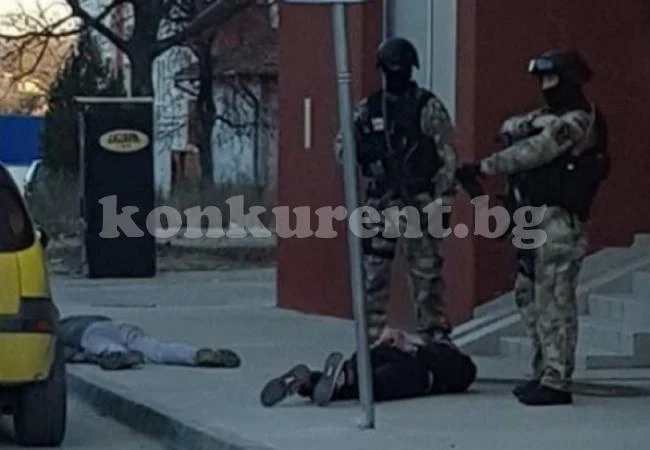 Мащабна наркоакция: Тарашиха над 14 000 души и 5 679 коли! Арестувани са 532 души