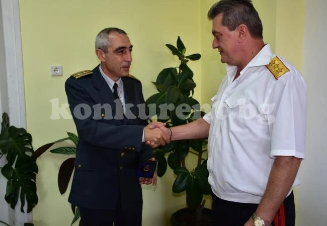 Високо отличие за врачански огнеборец