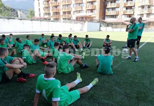 U17 удържа Славия едно полувреме