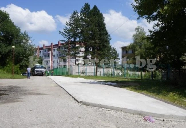 Облагородяват градската част на Мездра