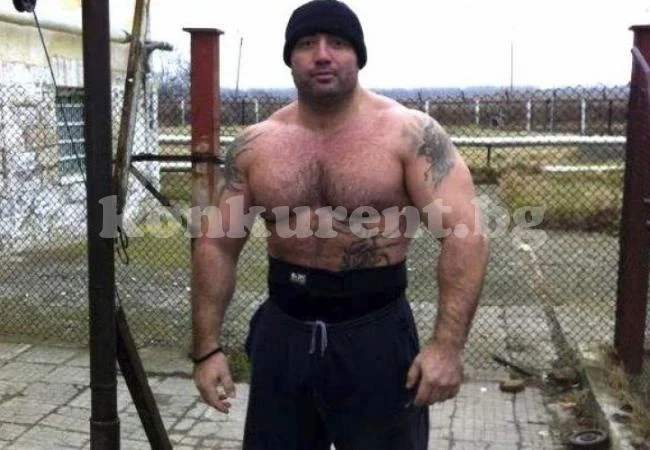 Цял Несебър трепери пред страшилището Митьо Очите, но смелата баба Веска му даде урок, който ще помни цял живот!