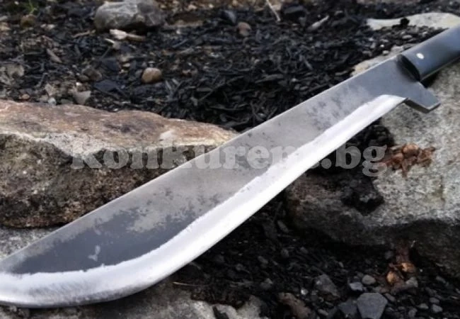 13-годишна дъщеря намери главата на баща си, отрязана от майка ѝ с мачете заради любовник (СНИМКИ)