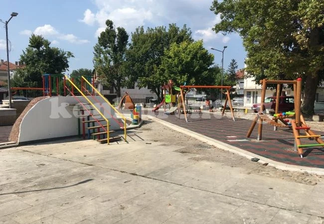 Приключи обновлението на парк „Слончето“
