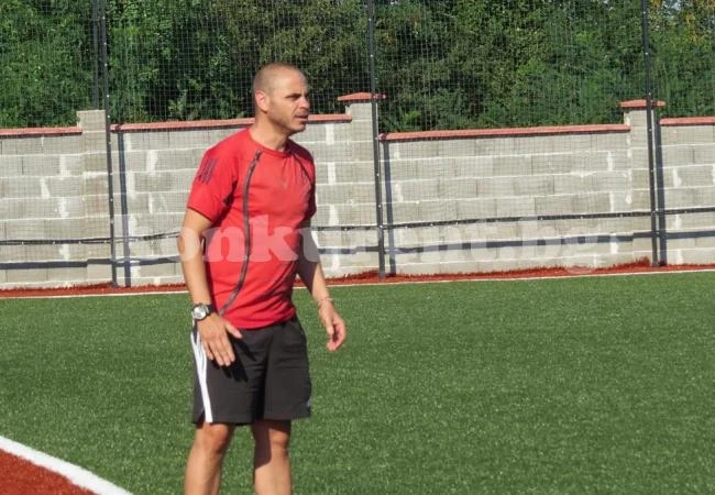 Първа Атомна губи в Славяново, гонят треньора