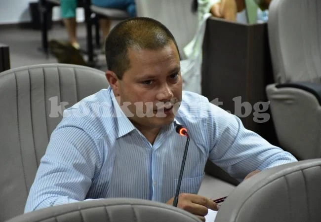 Опозицията: Вълков не става за тази работа