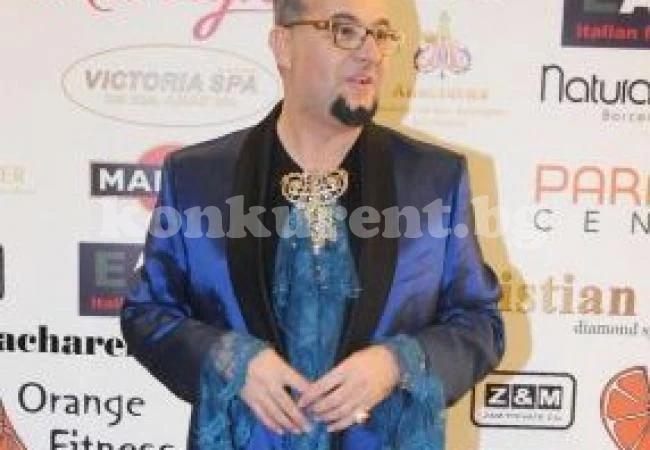 Личният готвач на Евгени Минчев го ограби