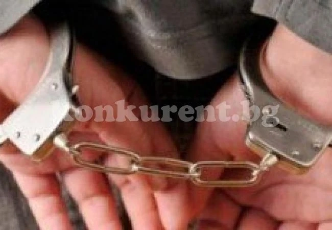 Задържаха грък в Лом, отглеждал и кътал дрога