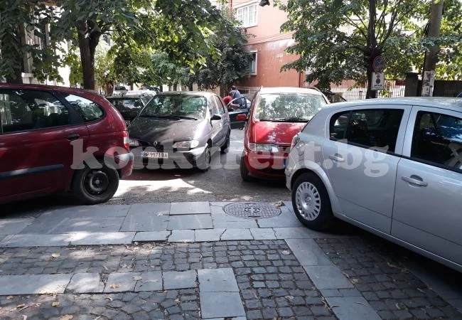 Да паркираш по врачански СНИМКИ