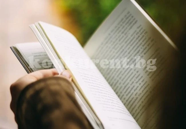 Експерт: Електронните учебници ще са допълнение, а не алтернатива на книжните