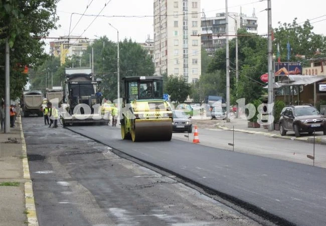 Възстановяват се настилките на 23 улици по проекта за Воден цикъл