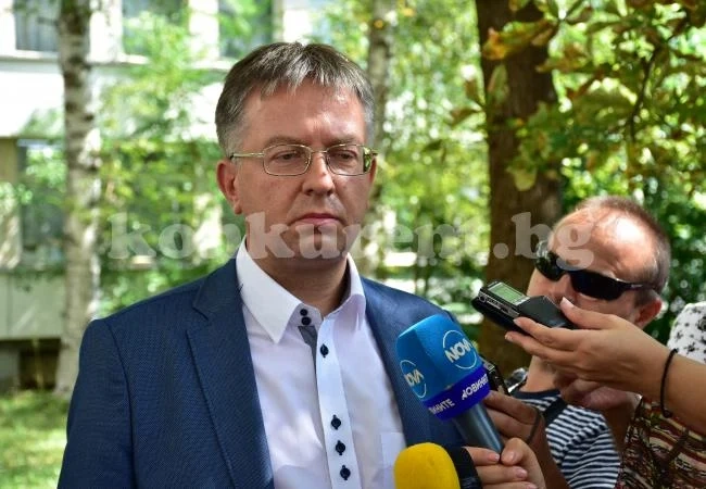 Шефът на МБАЛ: Даваме заплати, но...