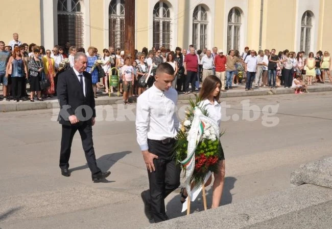 Видин отбеляза тържествено 133 години от Съединението СНИМКИ