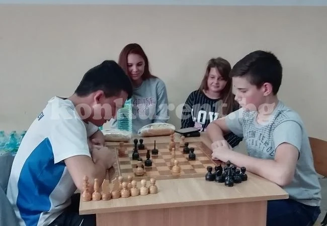 С турнир по шах приключи „Спортно лято 2018”