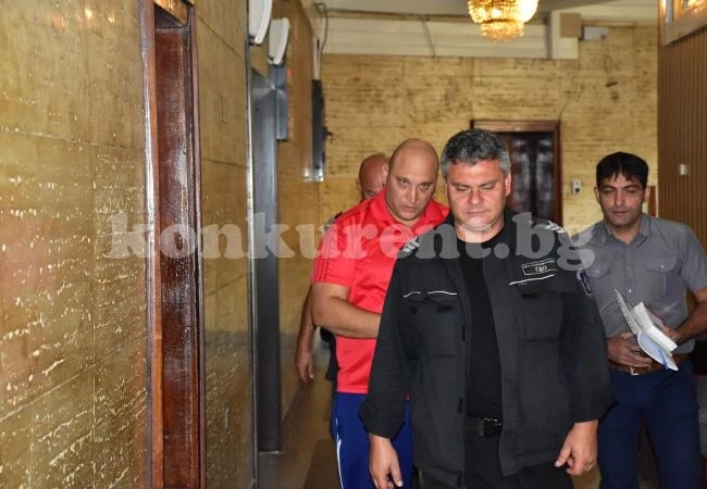 Ечо Мафията си уреди среща със съдийка, но после се отказа и се върна в затвора