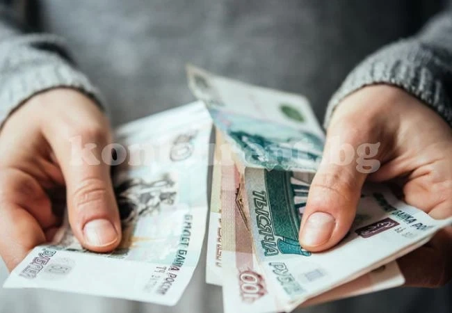 Мъж спипа гаджето си с гол любовник, но после го сполетя нещо още по-лошо