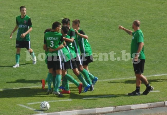 Мишката отчете Ботев при загуба от Етър в U15