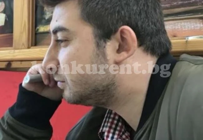 Общинският съветник изритал багажа на възрастна жена