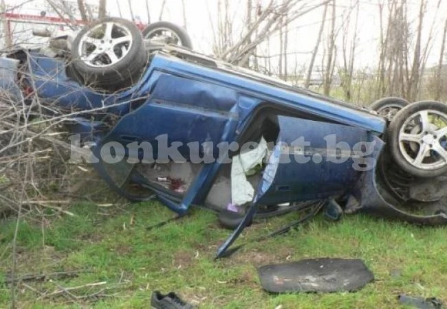 Младеж пострада при катастрофа