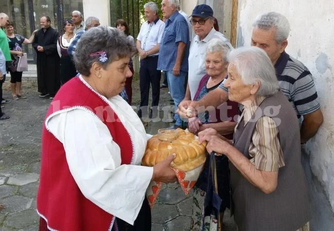 Учредиха пенсионерски клуб в Старо село