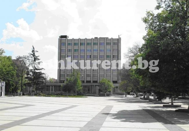 Запечатаха кантората на нотариус