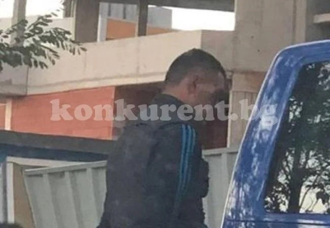 Крадецът Кико заловен със задигната кола, след като потрошил три патрулки, шефът му Лъвицата бяга пеш (Обзор)