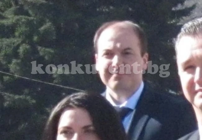 Станислав Попов положи клетва като депутат