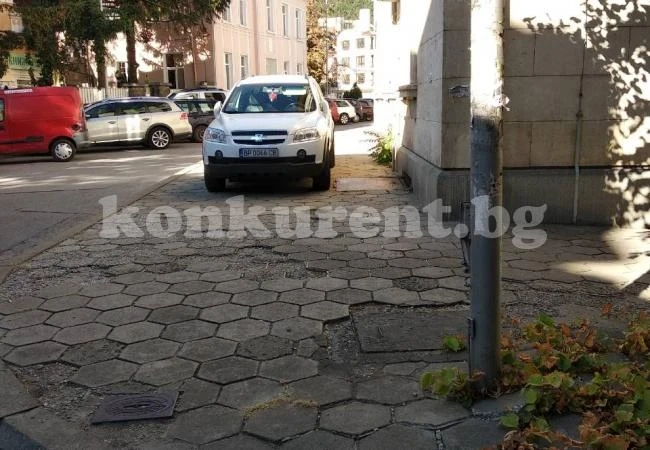 Да паркираш по врачански СНИМКИ
