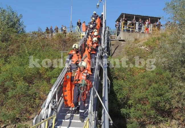 Овладяха разлив от кораб във водите на Дунав край Видин