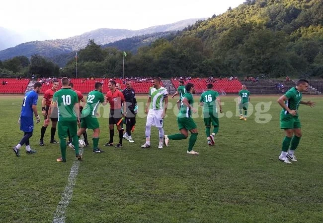 Класика за Ком, скромна победа на Бдин, реми за Първа Атомна, загуба за Локо