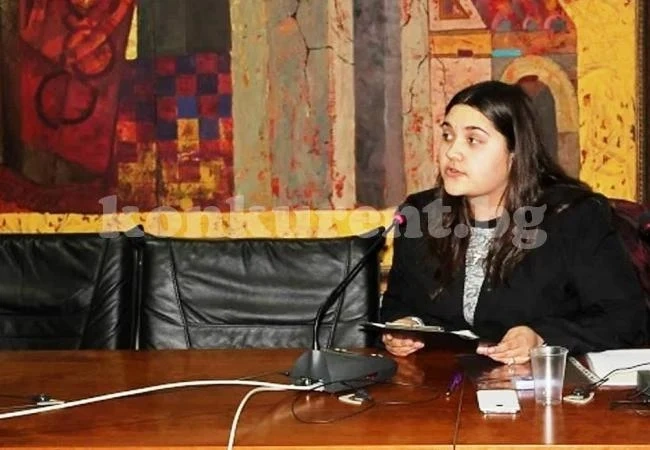 Гимназистка от Монтана оглави Съвет на децата към държавна агенция