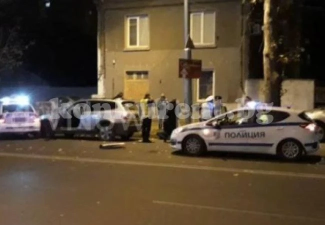 Младеж с БМВ връхлетя патрулка след зрелищна гонка (СНИМКА)