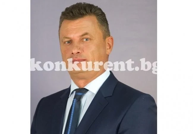 Кметът на Бяла Слатина честити празника на всички учители