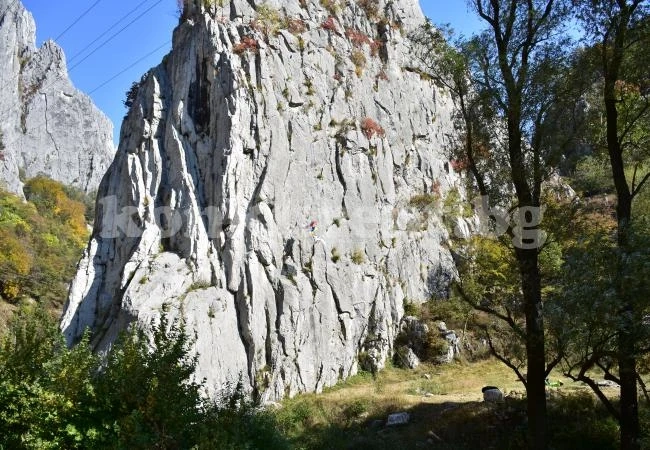 Украинското знаме се развя над Вратцата СНИМКИ