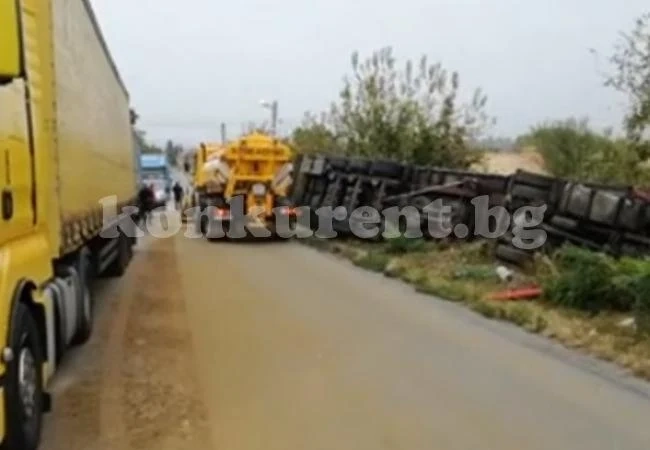 Нова трагедия с пътнически бус, този път край Велико Търново! (ВИДЕО)