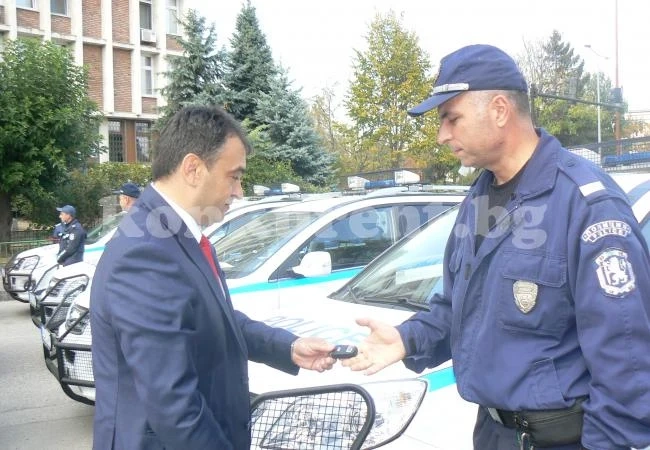 Ченгетата във Видинско се качват на 33 нови автомобила